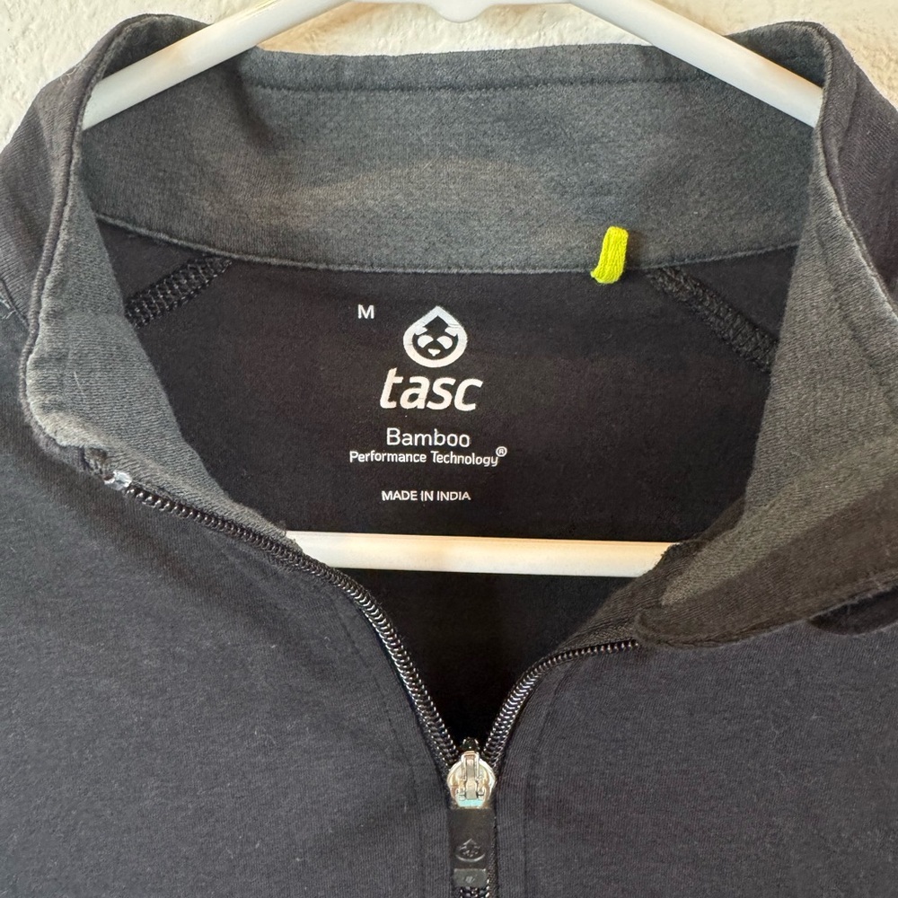 TASC ‘Carrollton’ Bamboo Lightweight Quarter Zip - Picture 6 of 11